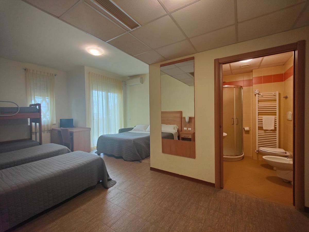 Hotel Foresteria Вольтерра Екстер'єр фото